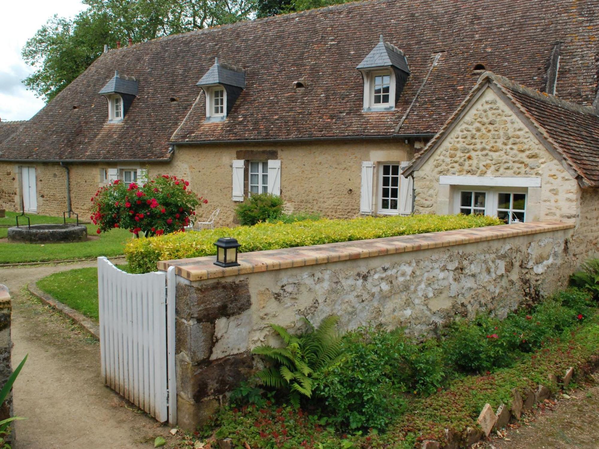 Vila Petite Maison De Campagne Avec Piscine Chauffee, Tennis Et Nombreuses Activites Pour Tous! - Fr-1-410-270 Maresché Exteriér fotografie